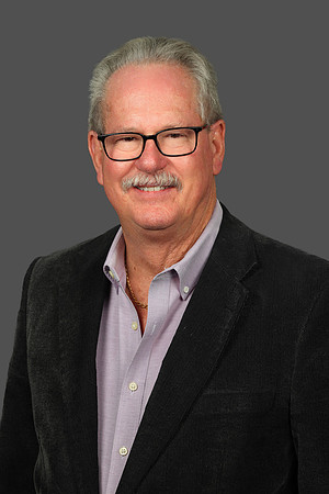 Tom Williamson Headshot-1