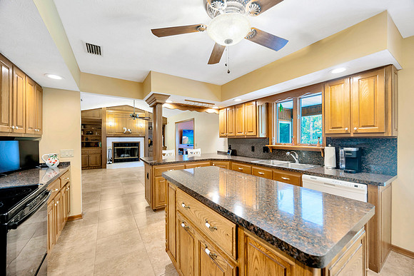 Linda Urban 11 Sycamore Ct. W-75