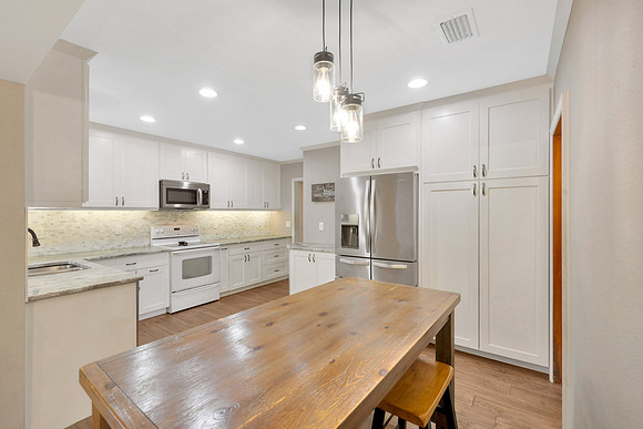Leeann Sack 15040 Lake Magdalene Blvd.-16
