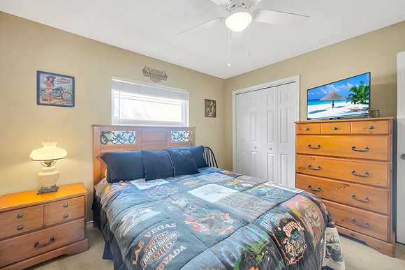 Lynn Davis 1414 Monte Lake Dr.-6