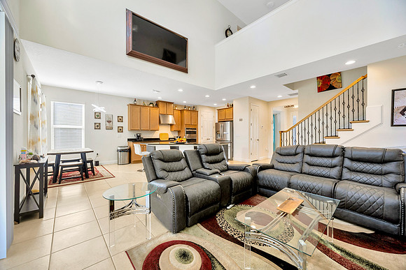 Leeann 9091 Spruce Creek Cir-15