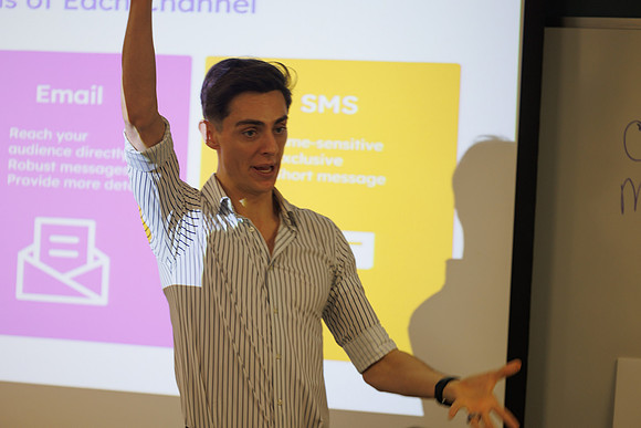 Mega Marketing 2025-318