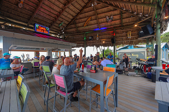 Sams Beach Bar Evening-22