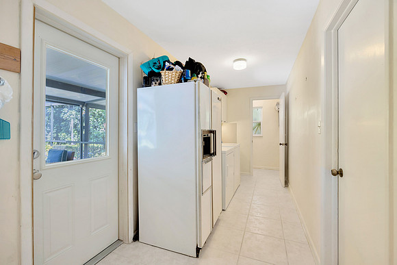 McKenzie 616 Greenbriar Dr.-38