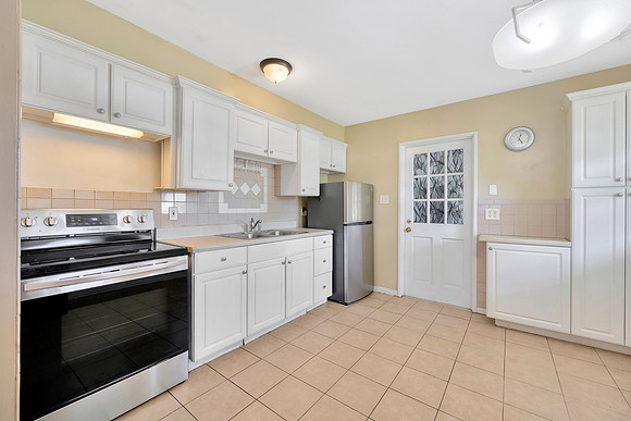 Leeann Sack 6005 Francis Dr.-5