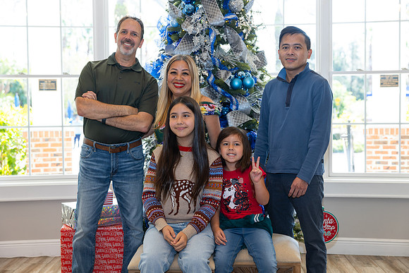 Grand Hampton Christmas 2024-33