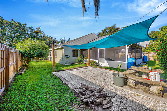 Brownlee Group 4304 Barret Ave-31