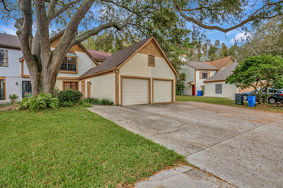 Brownlee 16106 Dawnview Dr.-3