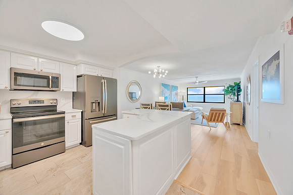 Amanda TRG 1270 Gulf Blvd. #2004-15