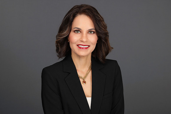 Maria Munoz Headshots-6
