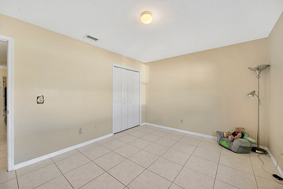 Lynn Davis 1414 Monte Lake Dr.-3