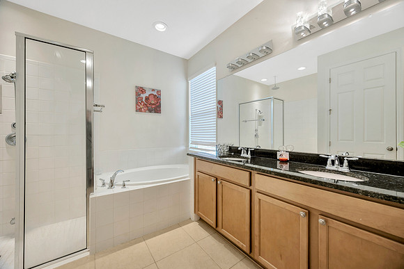 Leeann 9091 Spruce Creek Cir-24