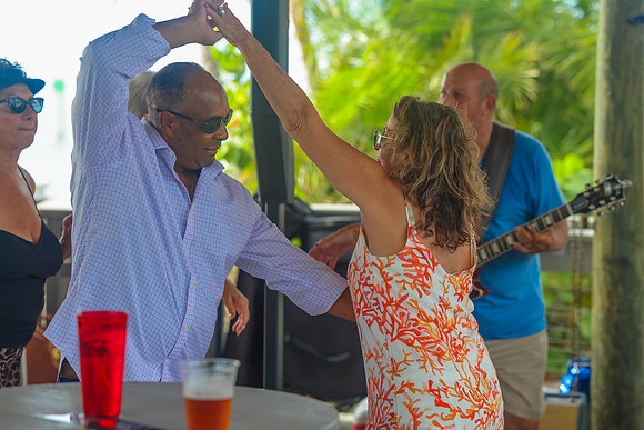 Sams Beach Bar Evening-75