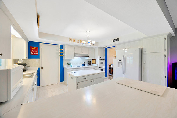 McKenzie 616 Greenbriar Dr.-24