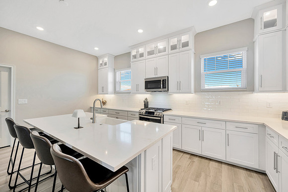 Dev 5351 Bridge St. Unit 100-23