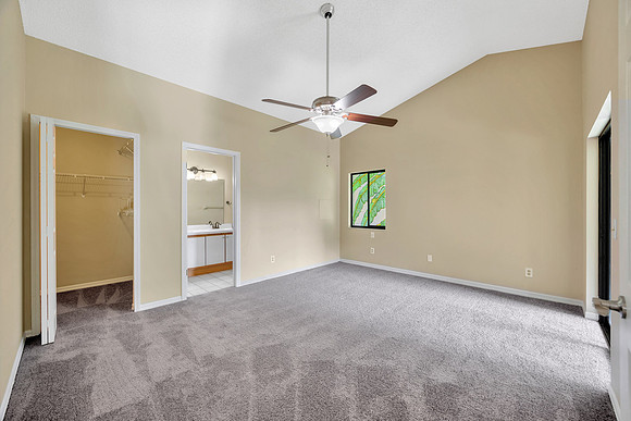 Brownlee Group 4304 Barret Ave-32