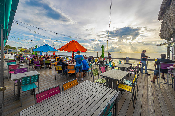 Sams Beach Bar Evening-99
