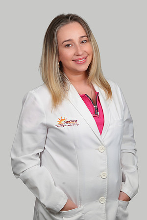 Patricia Spitzer Headshot Gray Background 3