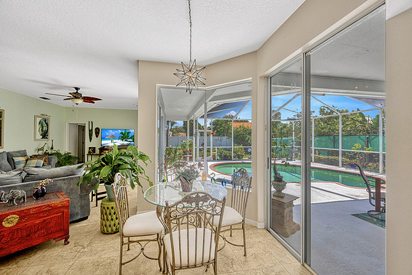 Candy Updated 22725 Arborglen Ct-6