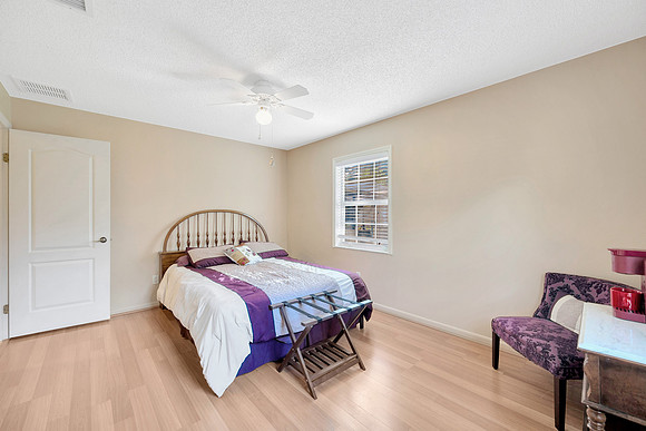 Curt 14918 Northwood Village Ln-3