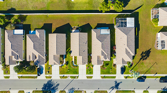 Linda Urban 2852 Banyan Hill Ln-13
