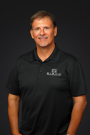 Glenn Construction Headshots-4