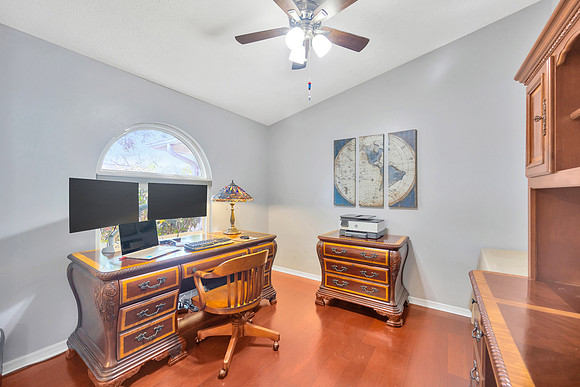 Lynn Davis 1414 Monte Lake Dr.-41