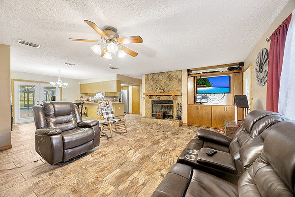 Tyler Carpenter 37404 Orange Valley Ln-6