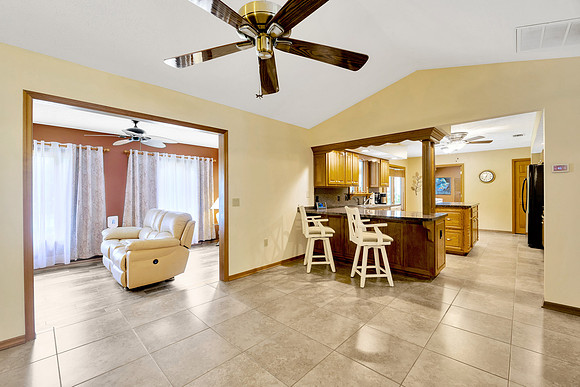 Linda Urban 11 Sycamore Ct. W-63
