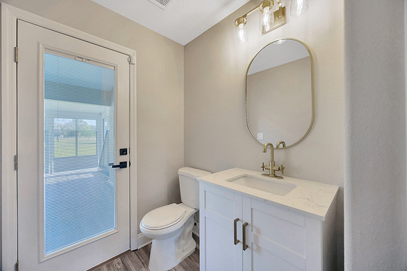 Jared Vanderwood 599 E. Charleston Ct.-2