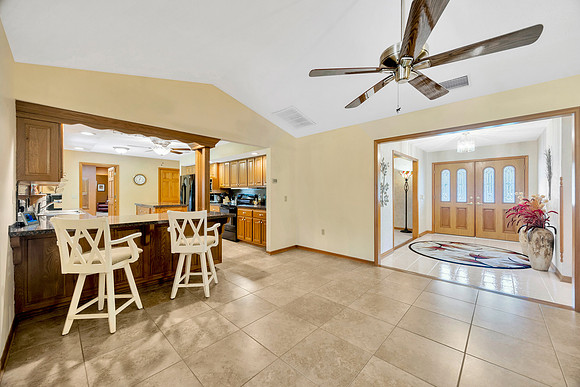 Linda Urban 11 Sycamore Ct. W-62