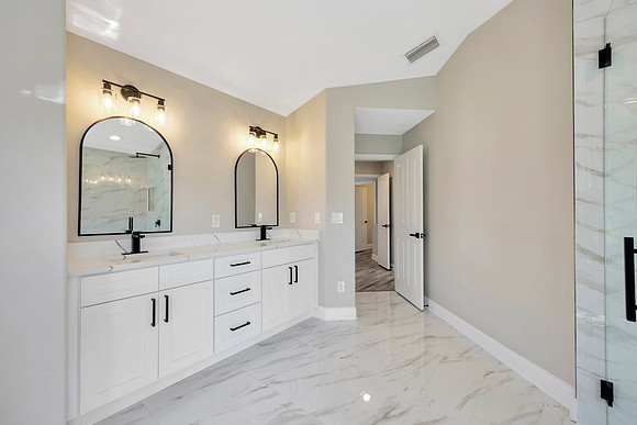 Jared Vanderwood 599 E. Charleston Ct.-24