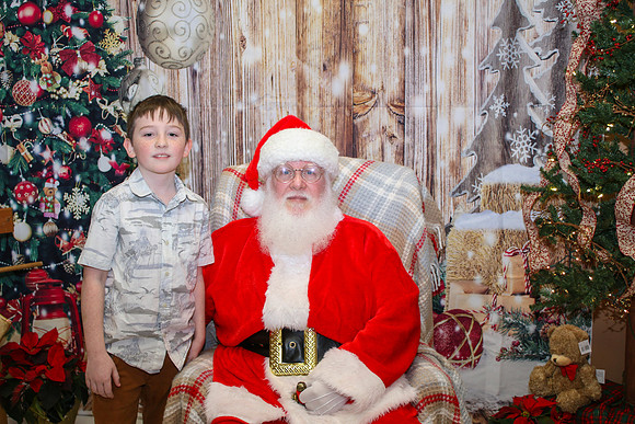 Mickey Keenan Pictures with Santa 2024-5