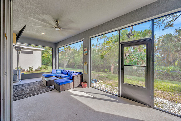 Leeann 9091 Spruce Creek Cir-44