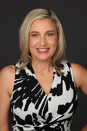 Mary Dorey Headshots-1