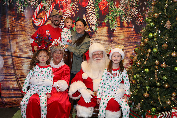 Hunters Green Christmas 2024-9