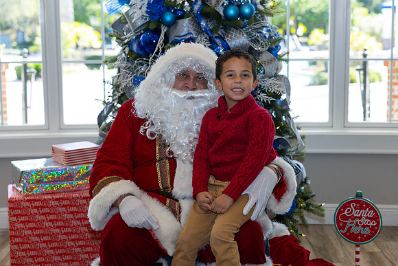 Grand Hampton Christmas 2024-129