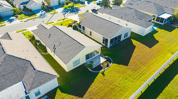 Linda Urban 2852 Banyan Hill Ln-20