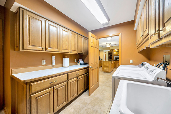 Linda Urban 11 Sycamore Ct. W-72
