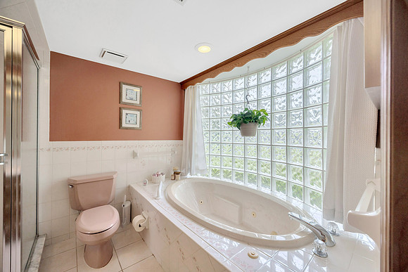 Linda Urban 11 Sycamore Ct. W-30