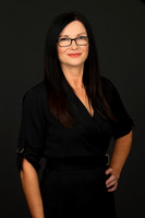 Angela Reimer Headshot-11