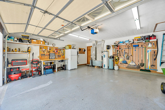 Linda Urban 11 Sycamore Ct. W-16