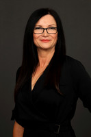 Angela Reimer Headshot-15