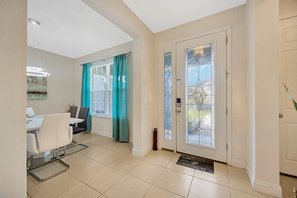 Leeann 9091 Spruce Creek Cir-7