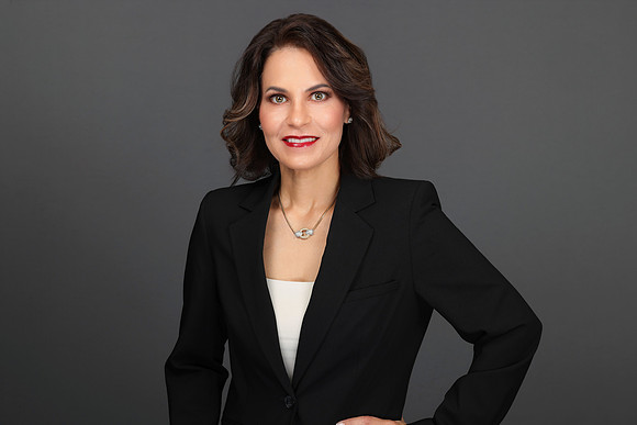 Maria Munoz Headshots-17