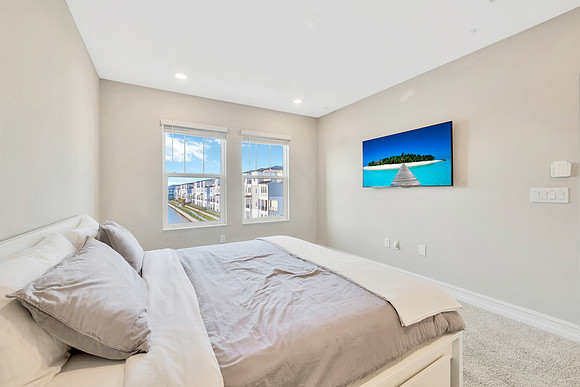 Dev 5351 Bridge St. Unit 100-52