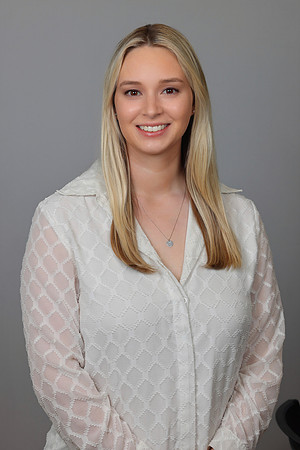 FCS Maranda Zinkosky Headshot-4