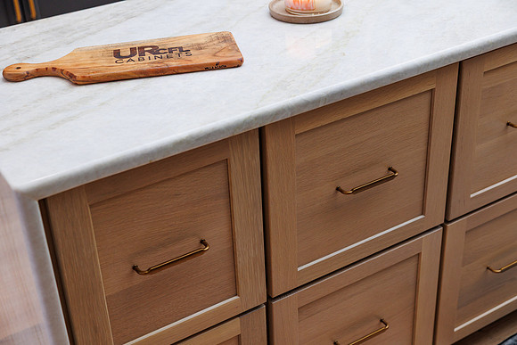 UR Cabinets 3903 W. Angles St. Details-5