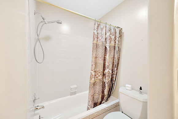 Curt 14918 Northwood Village Ln-10