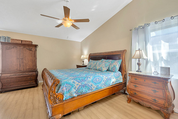 Lynn Davis 1414 Monte Lake Dr.-23